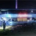 Suman 6 muertos por choque de autob&uacute;s y tr&aacute;iler en la 57