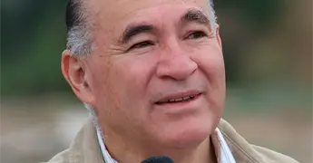 Alcalde reitera rechazo  a la "Ley Serrano"