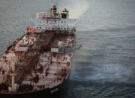 Reino Unido detiene petrolero vinculado a flota rusa clandestina Reino Unido detiene petrolero vinculado a flota rusa clandestina