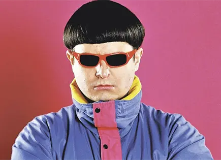 EL CANTANTE OLIVER TREE FALLECE A LOS 32 AÑOS EL CANTANTE OLIVER TREE FALLECE A LOS 32 AÑOS