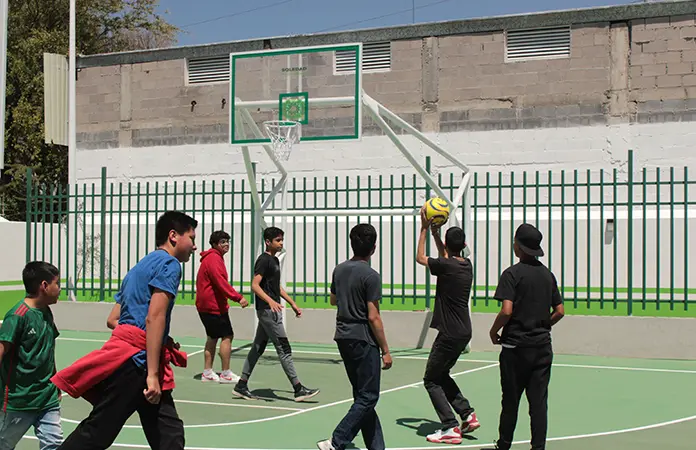 Falta de infraestructura deportiva impacta en los más jóvenes