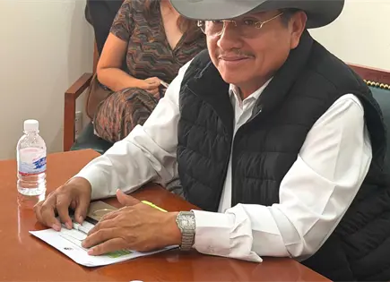 Que lo explique él: PAN y Morena evitan juicio sobre Cartier de Zavala Que lo explique él: PAN y Morena evitan juicio sobre Cartier de Zavala