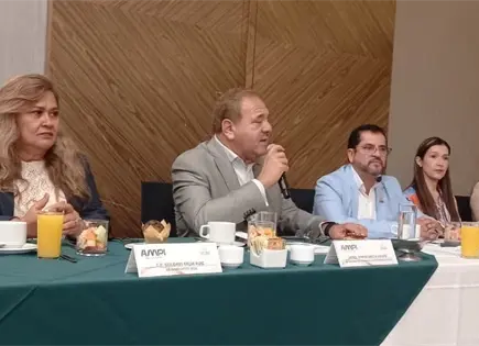 Alianza entre SEDECO, STP e ICAT con AMPI SLP, será un referente a nivel nacional: Neil Castro Alianza entre SEDECO, STP e ICAT con AMPI SLP, será un referente a nivel nacional: Neil Castro