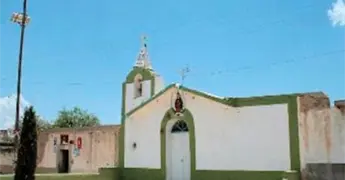 Asesinan a hombre en interior de capilla