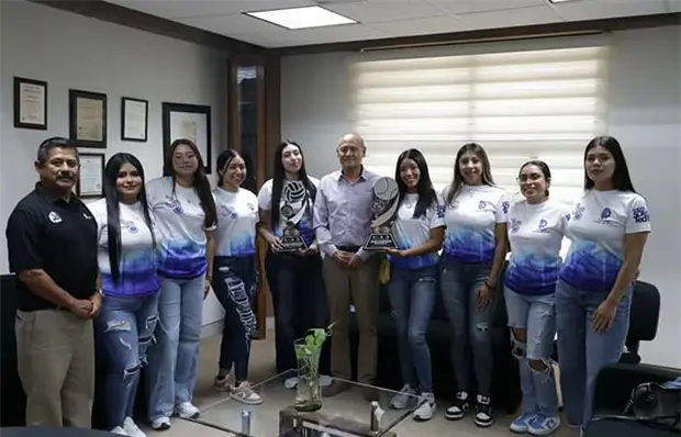 Atletas del Tec, subcampeonas de voleibol de playa
