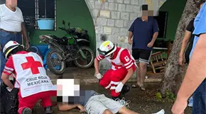 Hombre sobrevive tras caer al vac&iacute;o