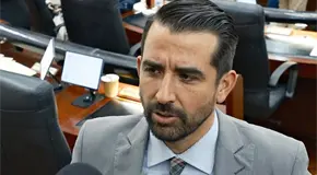 PAN y Morena evaden opinar sobre reloj de lujo