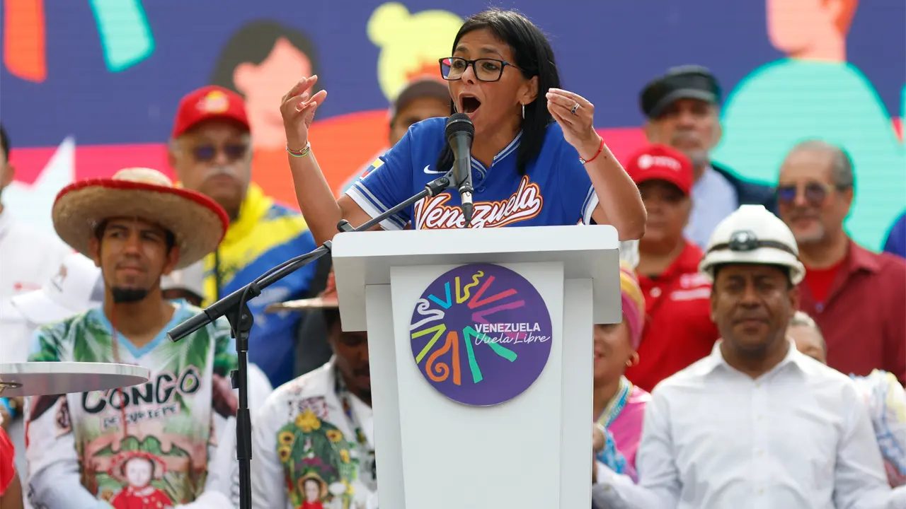 Venezuela y General Electric firman acuerdo para mejorar electricidad