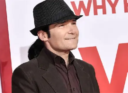 COREY FELDMAN,TRASLADADO A HOSPITAL EN LOS ÁNGELES COREY FELDMAN,TRASLADADO A HOSPITAL EN LOS ÁNGELES