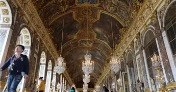 Macron recibe a Trump en Versalles para cena privada