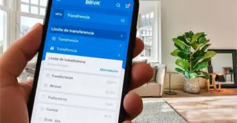 Bancos deber&aacute;n homologar apps m&oacute;viles: Banxico