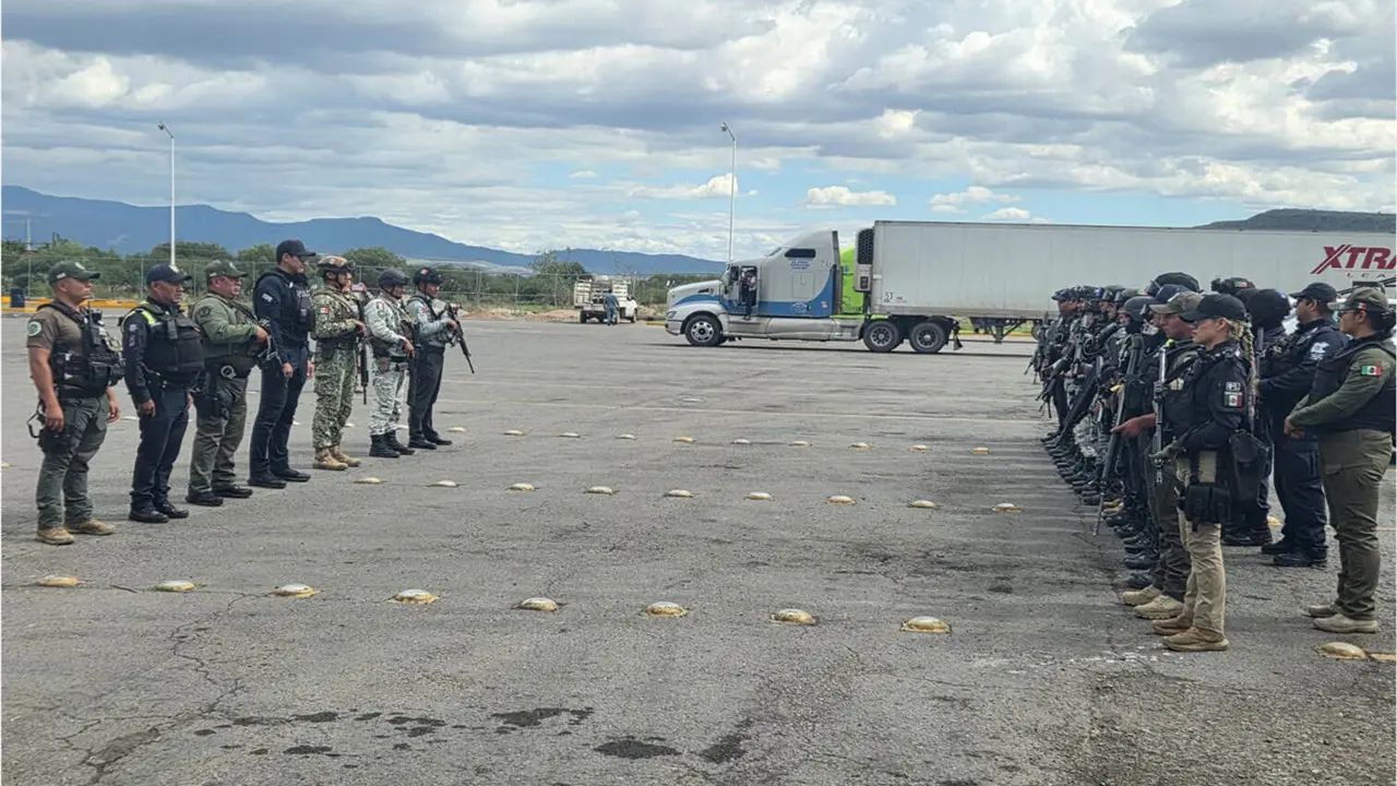 Mantienen operativos de seguridad en límites entre SLP y Guanajuato