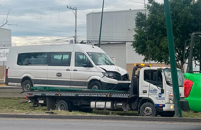 Solo daños deja un choque en la ´57