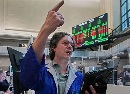BMV pierde 0.06% y Dow Jones gana 0.14% BMV pierde 0.06% y Dow Jones gana 0.14%