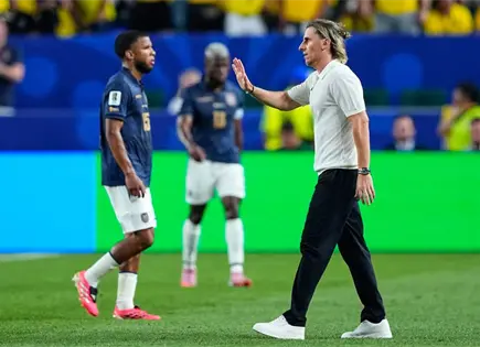 El mandato de Ecuador ante Curazao para no complicarse estadía en Mundial El mandato de Ecuador ante Curazao para no complicarse estadía en Mundial