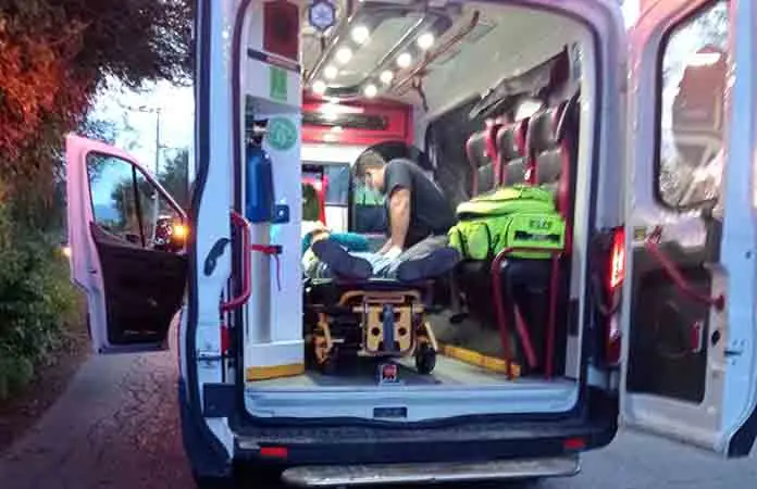 Fallece motociclista luego de estrellarse contra un mezquite