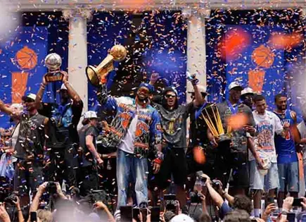 Knicks celebran su título de NBA Knicks celebran su título de NBA