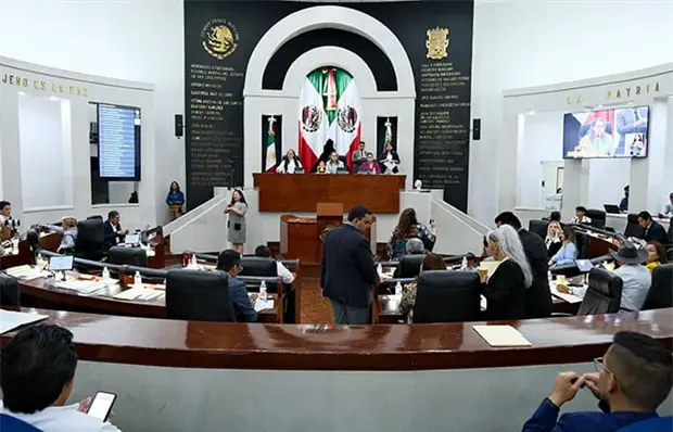 Zavala: muchos lujos, pero tiene nula participación Zavala: muchos lujos, pero tiene nula participación