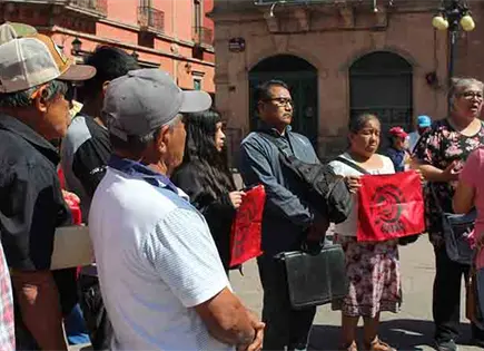 Desalojan a 100 familias de una comunidad tének Desalojan a 100 familias de una comunidad tének