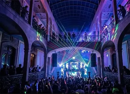 Pasi&oacute;n electr&oacute;nica en el Museo Nacional de la M&aacute;scara