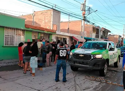Vecinos de Cactus dan severa golpiza a supuesto asaltante Vecinos de Cactus dan severa golpiza a supuesto asaltante