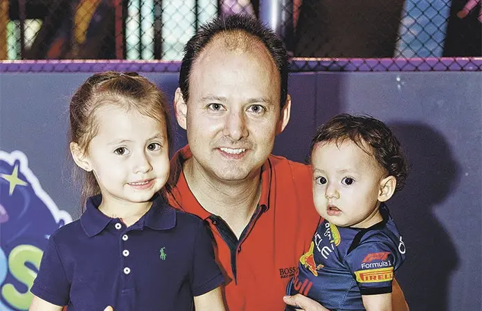 ¡FELICIDADES QUERIDO PAPÁ!