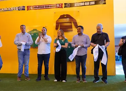 Inaugura exposición ´Futbol Con-ciencia´ Inaugura exposición ´Futbol Con-ciencia´