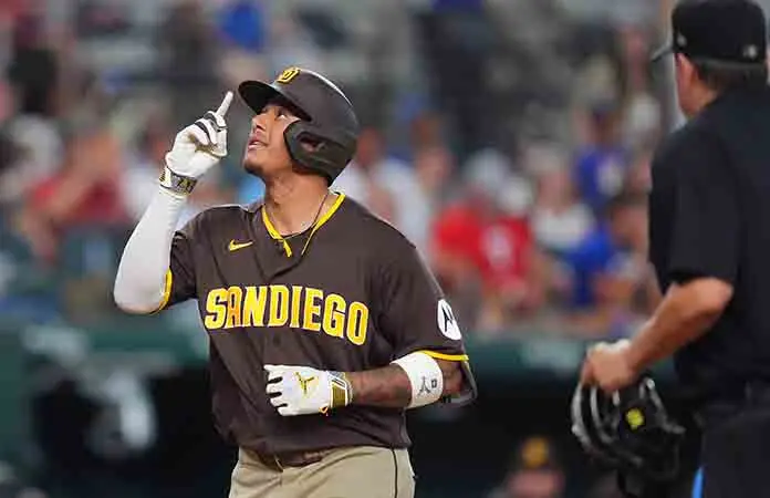 Machado pega un HR de 3 carreras