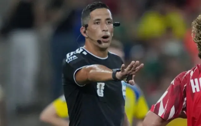 Árbitro argentino Yael Falcón dirigirá México vs Chequia en CDMX