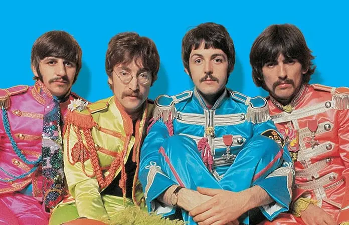Festejan a papá con música de The Beatles