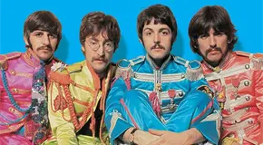 Festejan a pap&aacute; con m&uacute;sica de The Beatles