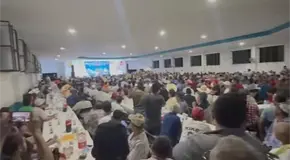 Chicas buena onda" en multitudinario festejo a padres de El Naranjo