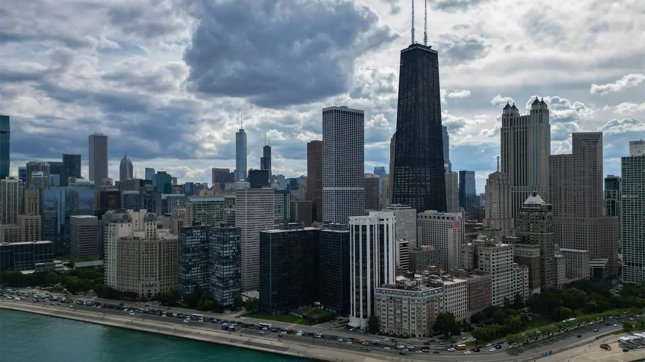 Oleada de tiroteos en Chicago deja siete muertos y decenas de heridos