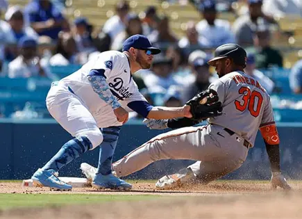 Orioles vapulean 12-1 a Dodgers Orioles vapulean 12-1 a Dodgers
