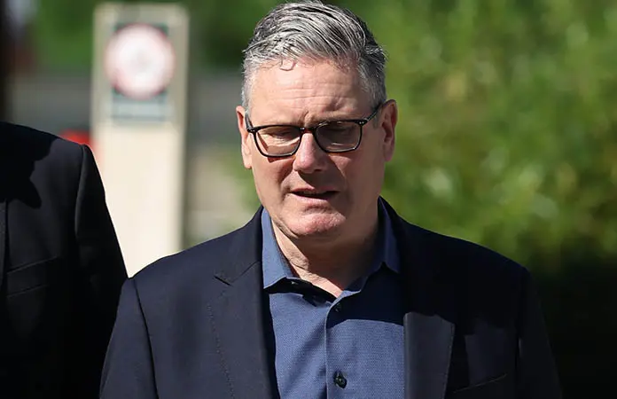 Starmer sopesa su dimisión