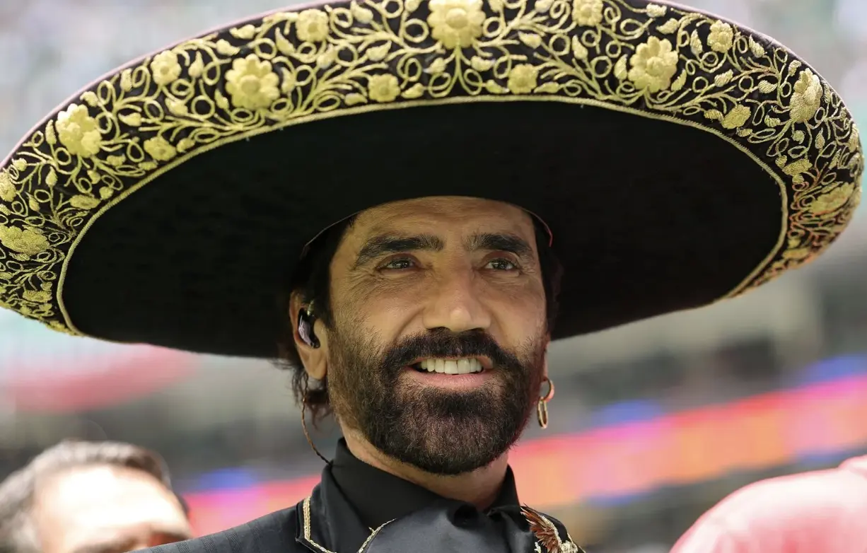 Alejandro Fernández anuncia concierto gratuito en La Minerva Guadalajara