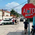 Chocan taxi y auto  cerca de la Obrera