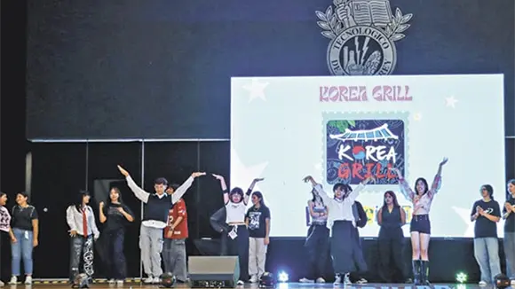 “KADE ON STAGE” EN EL TEC DE MONTERREY “KADE ON STAGE” EN EL TEC DE MONTERREY
