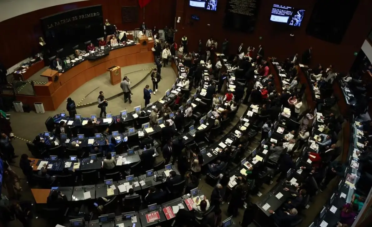 Legisladores de Morena piden licencia rumbo a 2027