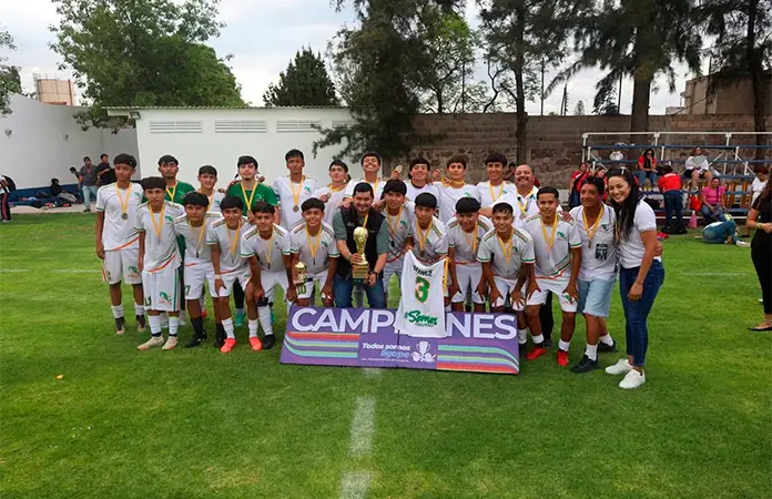 Logra CECyTE doble campeonato de Liga Polideportiva