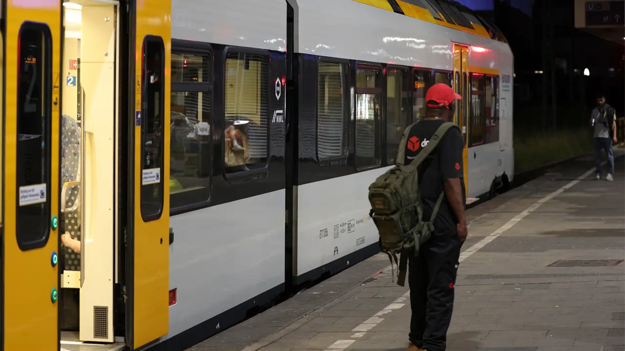 Fallo en sistema de comunicación detiene trenes en Alemania
