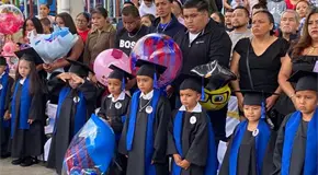 Graduaciones golpean a la economía familiar