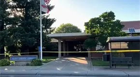 Tiroteo en biblioteca de California deja 2 muertos