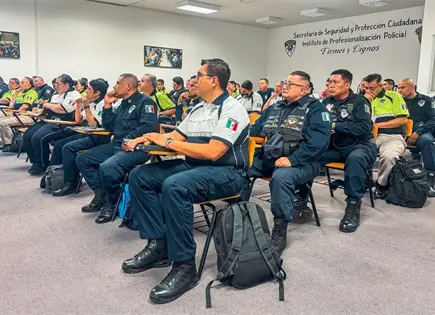 Tras detenci&oacute;n de activista, capacitan a polic&iacute;as en DH