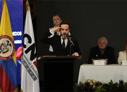 Abelardo de la Espriella recibe la credencial de presidente electo de Colombia