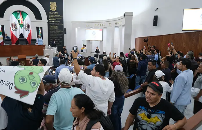 Gobernador dice no opinar por protesta vs. la Ley Serrano