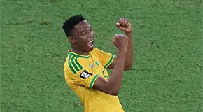 Sud&aacute;frica sorprende y derrota a C. del Sur