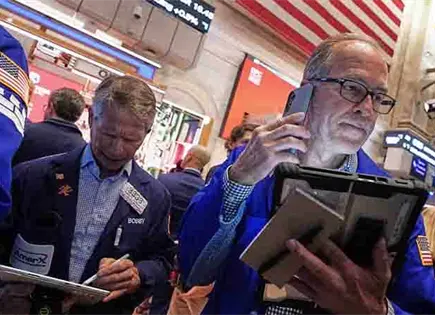 Bolsa Mexicana frena su racha negativa