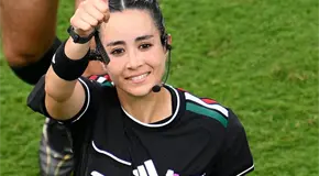Brilla Itzel Garc&iacute;a como &aacute;rbitra central