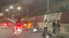Motociclista resulta lesionado tras choque en R&iacute;o Santiago